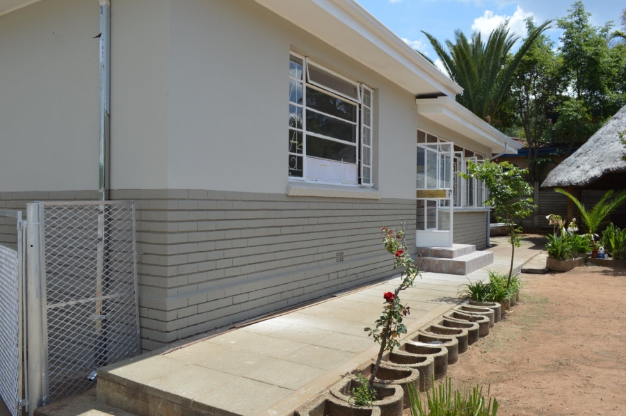 4 Bedroom Property for Sale in Collerville North West